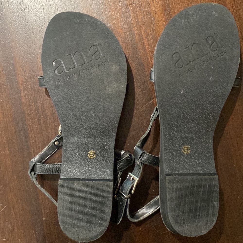 S15- A.n.a Black Women's Sandals Sz. 9.5 M EUC - Picture 4 of 6